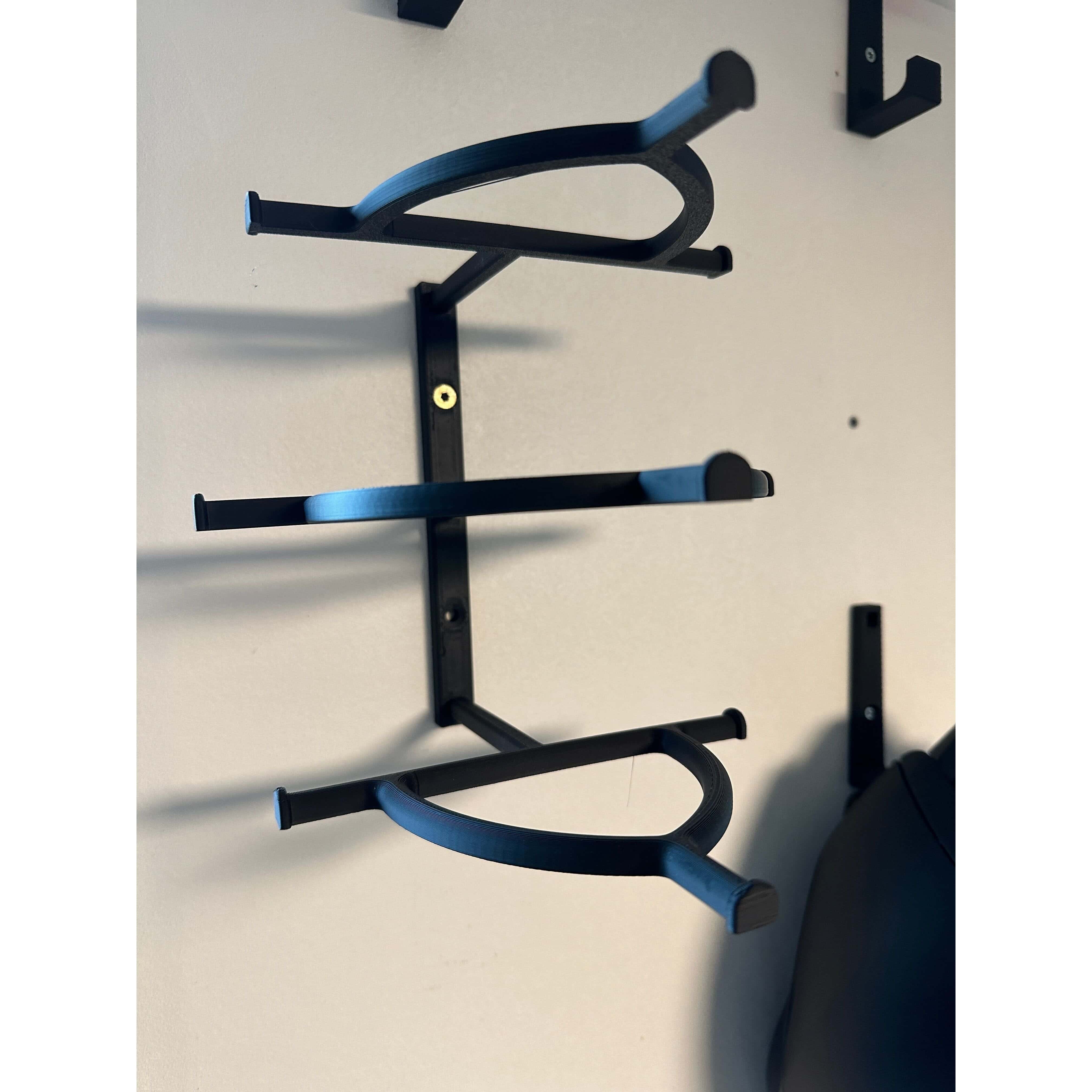 Glasses hanger